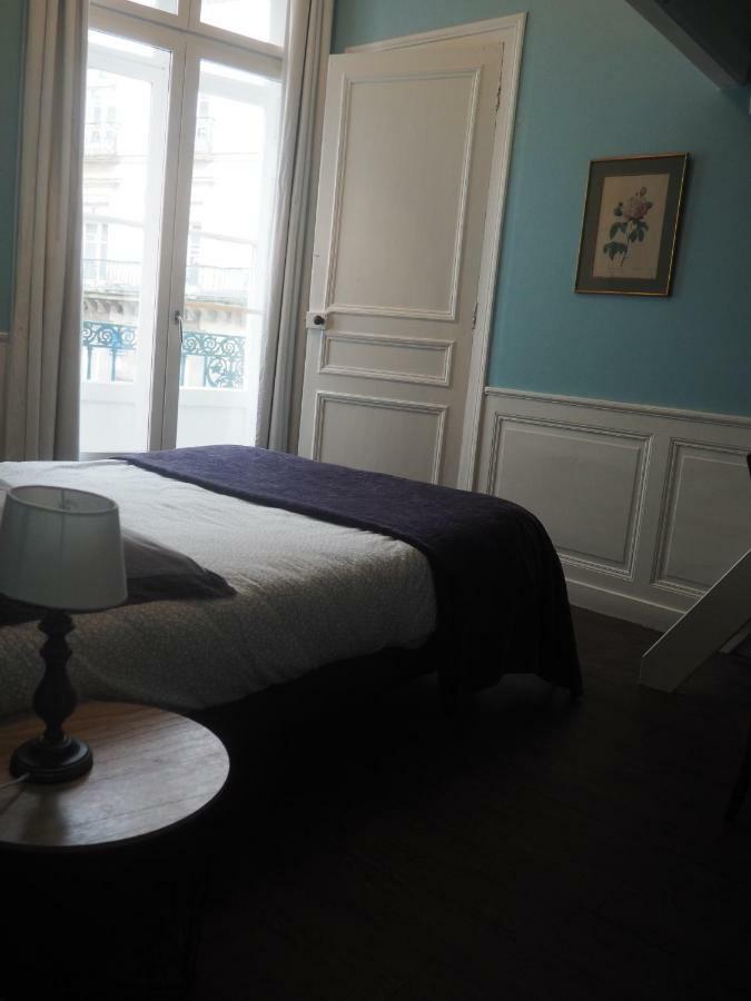 Le Quatre Bed and Breakfast Rennes Exterior foto